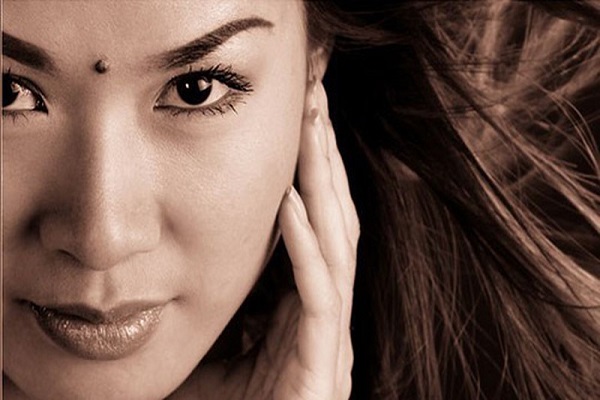 Xem tướng nốt ruồi trên mặt phụ nữ đoán vận mệnh-7