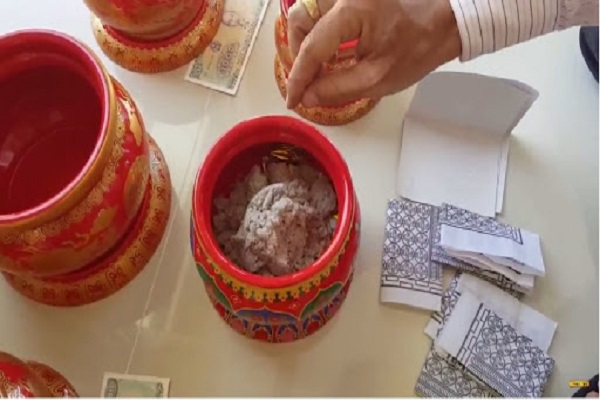 Cách bốc bát hương thổ công đơn giản tại nhà-2 Cách bốc bát hương thổ công đơn giản tại nhà-2