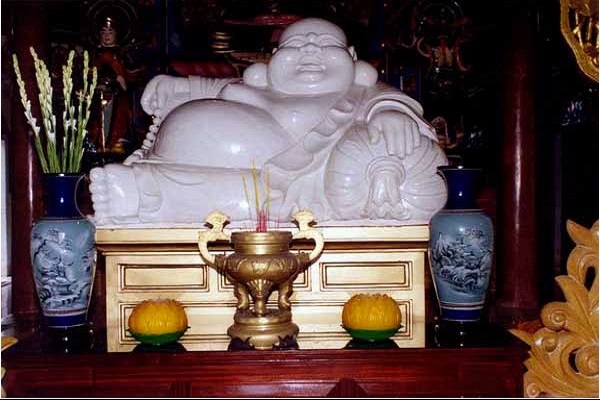 Cách thờ cúng Phật Di Lặc đón tài lộc vào nhà 3