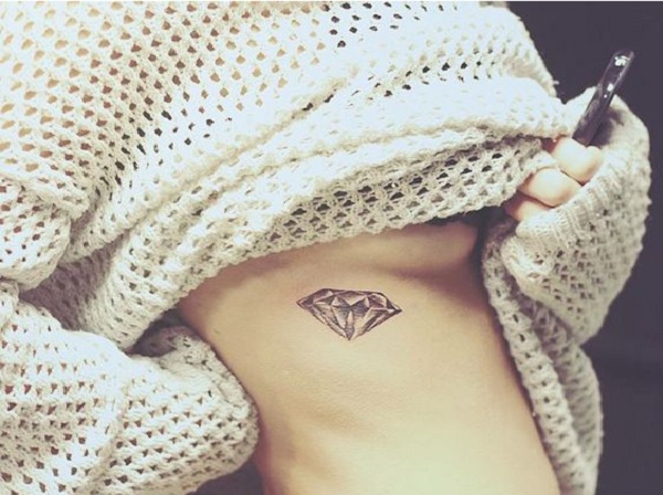 45+ hình xăm kim cương “cool ngầu” dành cho nam, nữ-10