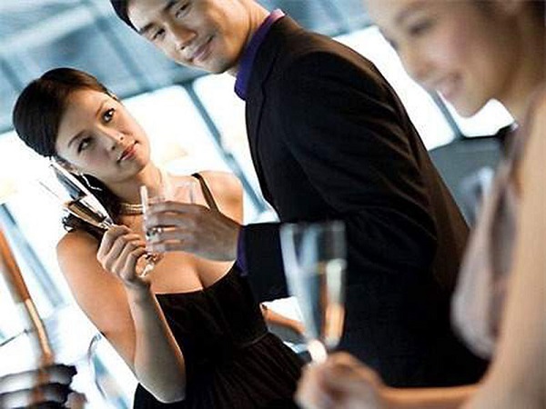 Đặc điểm nhận biết tướng đàn ông dê, háo sắc-4