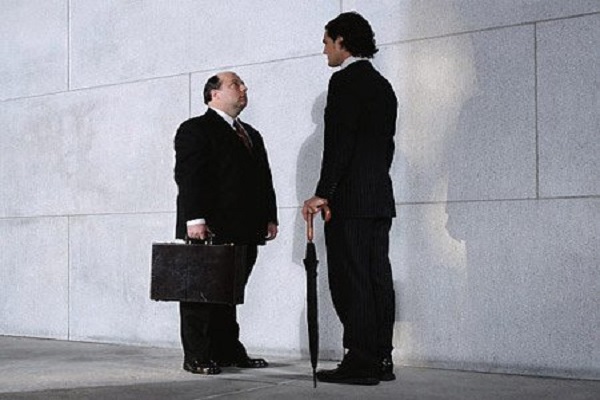 Tướng Ngũ Đoản Nam Nữ Nói Lên Điều Gì?-1