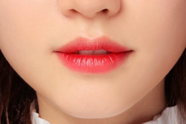 Xem tướng miệng anh đào đoán vận mệnh sướng khổ-1