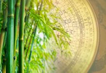 Tuổi không hợp có làm nhà được không?