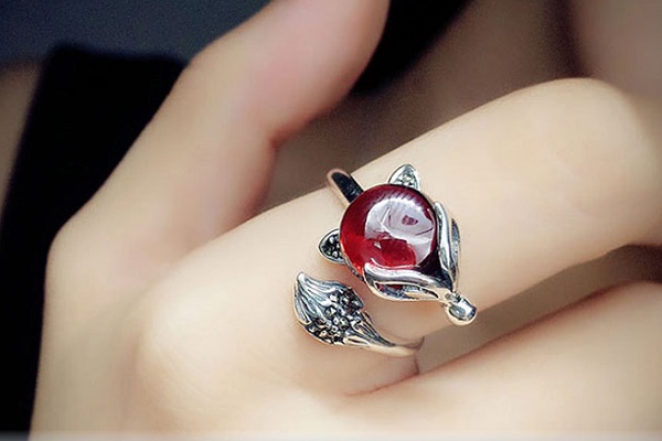 Người Mệnh Hỏa Có Nên Đeo Vàng Không?-4